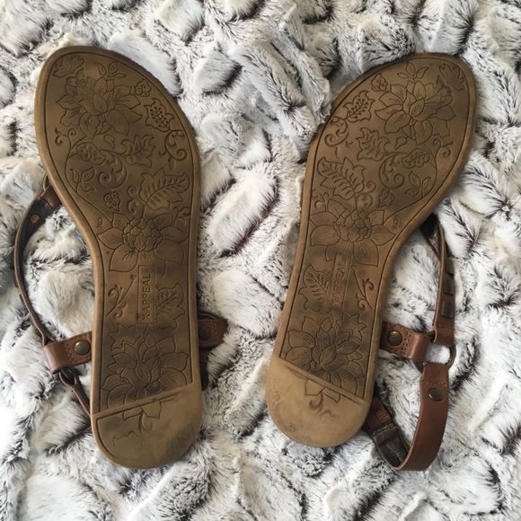 Brown sandals - Picture 2 of 6